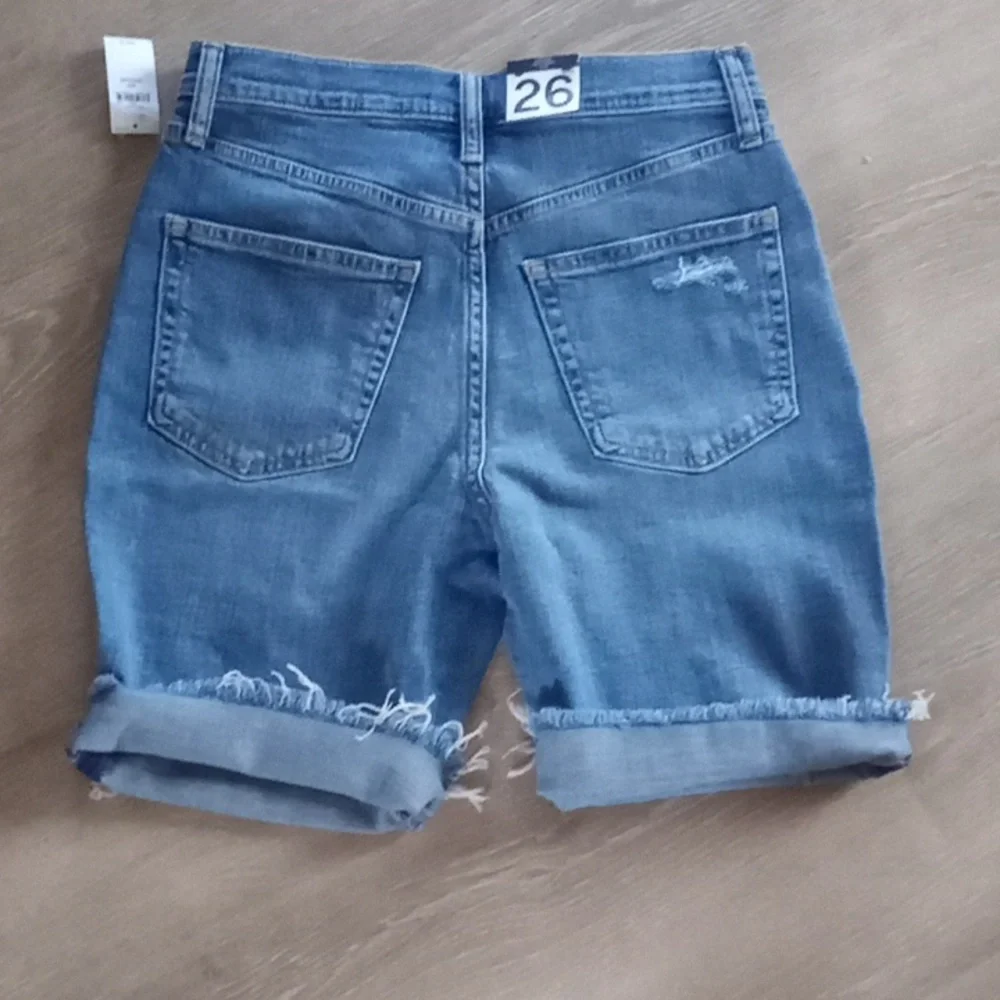 Gap Bermuda Short Hi Rise Denim Distressed Five Pocket Jean Raw Hem - Picture 9 of 9
